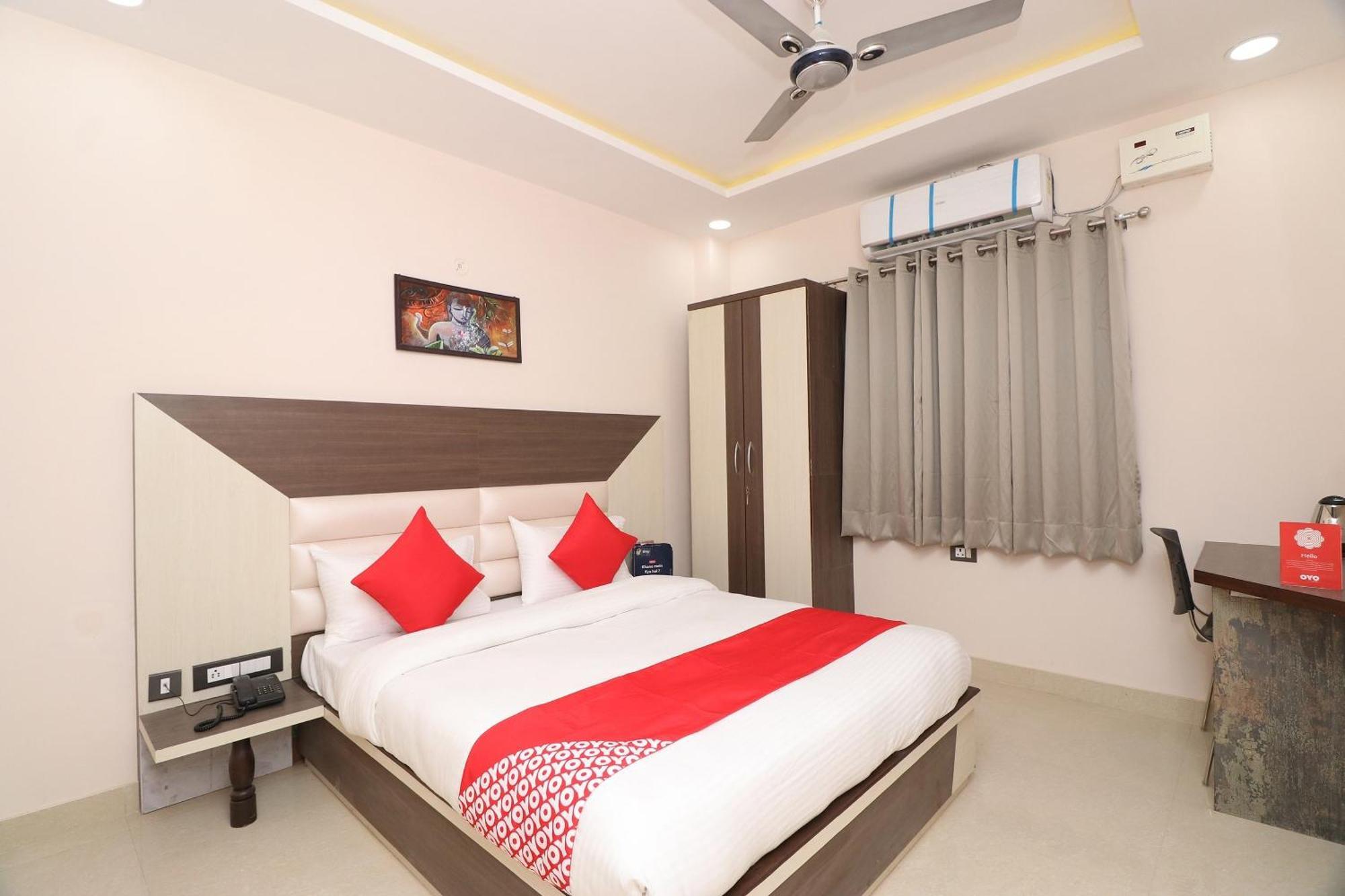 Capital O 19840 Hotel Centre Point Gorakhpur Exterior foto